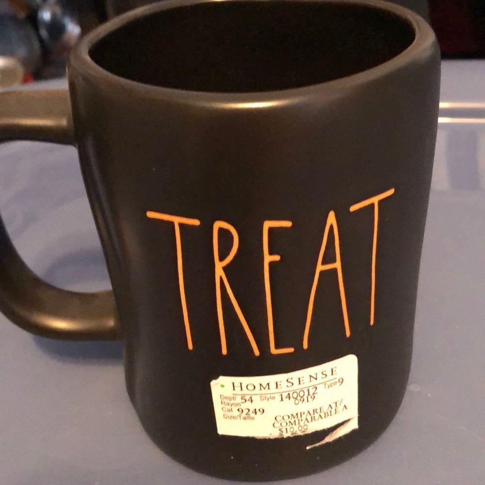 Rae Dunn mug - Picture 2 of 4